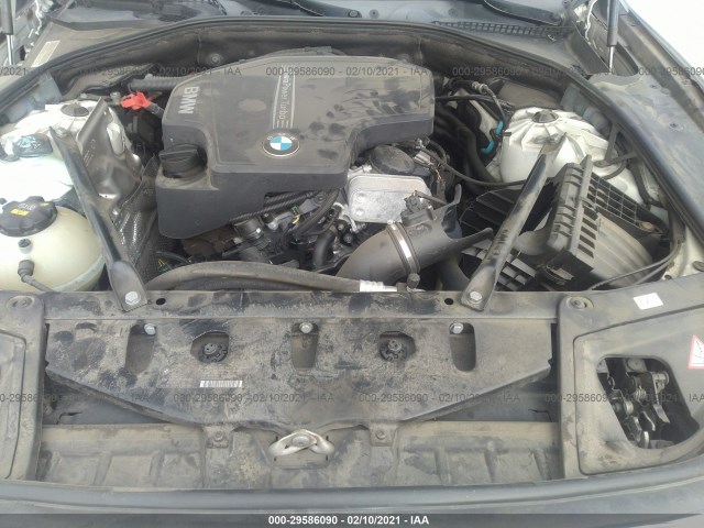 Photo 9 VIN: WBA5A5C52FD514468 - BMW 5 