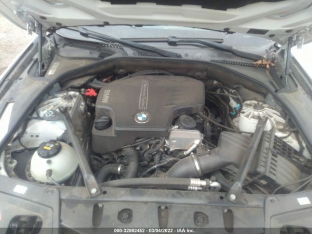 Photo 9 VIN: WBA5A5C52FD524272 - BMW 5 SERIES 