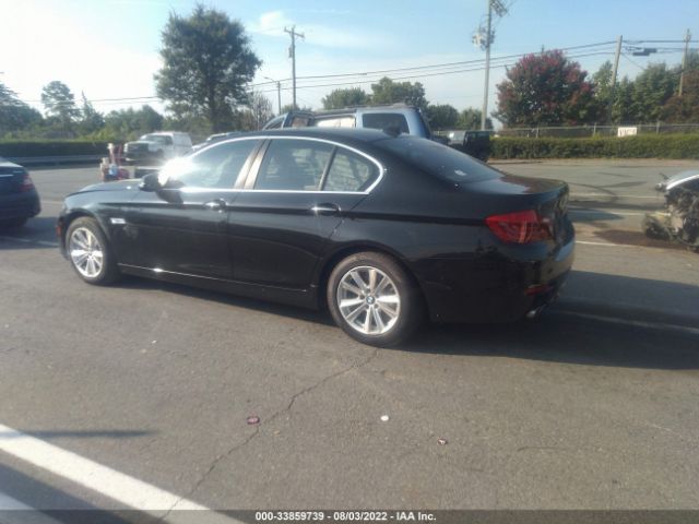 Photo 2 VIN: WBA5A5C52FD525048 - BMW 5 SERIES 