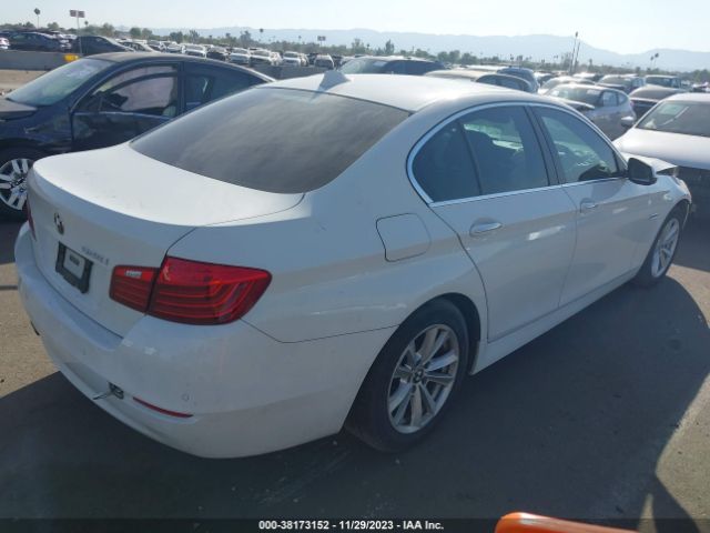 Photo 3 VIN: WBA5A5C52GD528470 - BMW 528I 