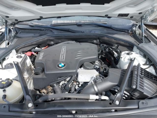 Photo 9 VIN: WBA5A5C53ED508001 - BMW 528I 