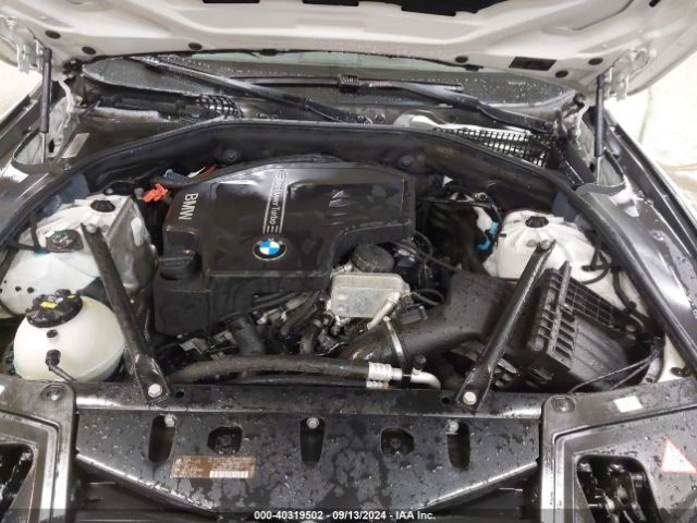 Photo 9 VIN: WBA5A5C53FD513300 - BMW 528I 