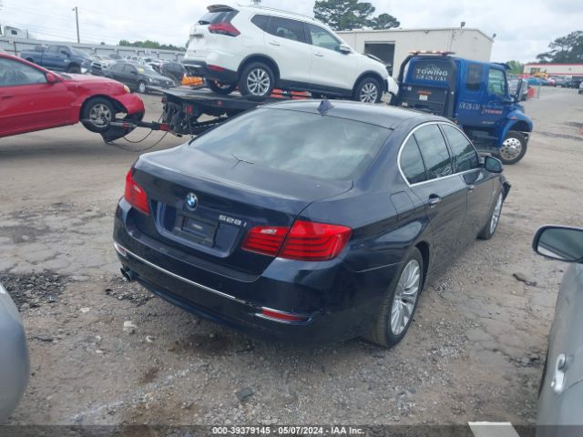 Photo 3 VIN: WBA5A5C53FD521526 - BMW 528I 