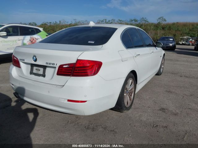 Photo 3 VIN: WBA5A5C54FD518358 - BMW 528I 