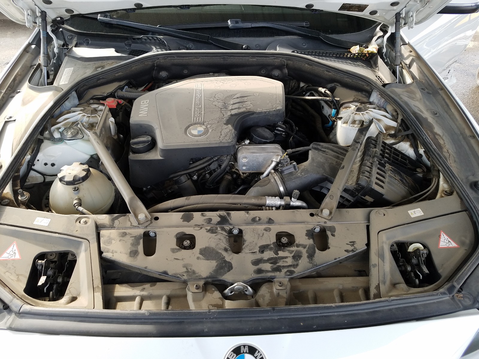 Photo 6 VIN: WBA5A5C54FD523768 - BMW 528 I 