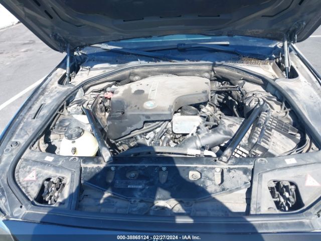 Photo 9 VIN: WBA5A5C55ED503284 - BMW 528I 