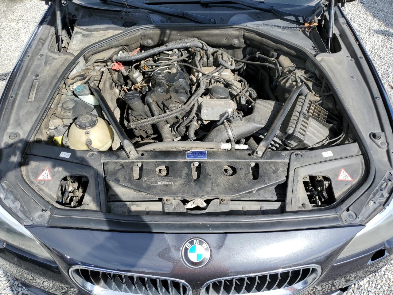 Photo 10 VIN: WBA5A5C55ED503592 - BMW 5ER 