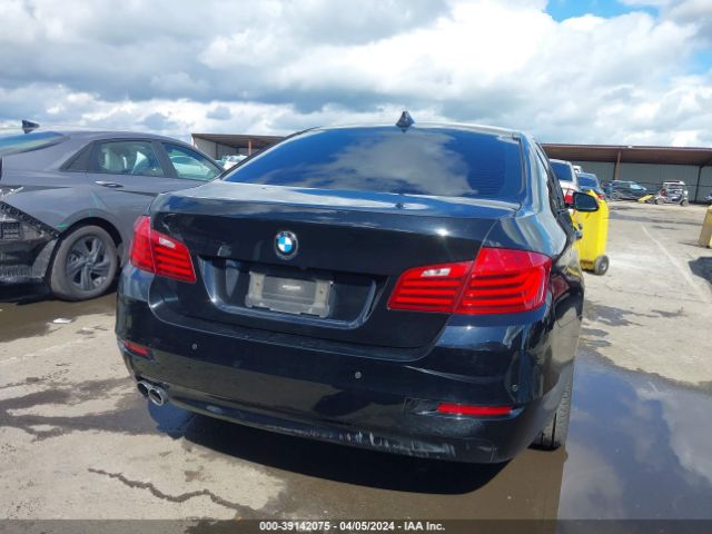 Photo 5 VIN: WBA5A5C55FD515257 - BMW 528I 