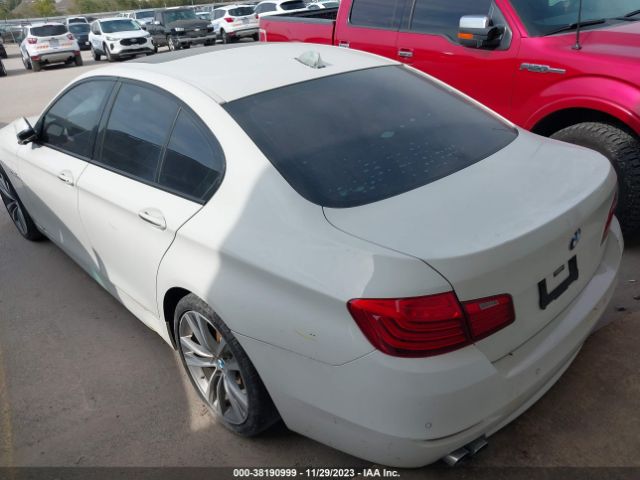 Photo 2 VIN: WBA5A5C55GG347202 - BMW 528I 