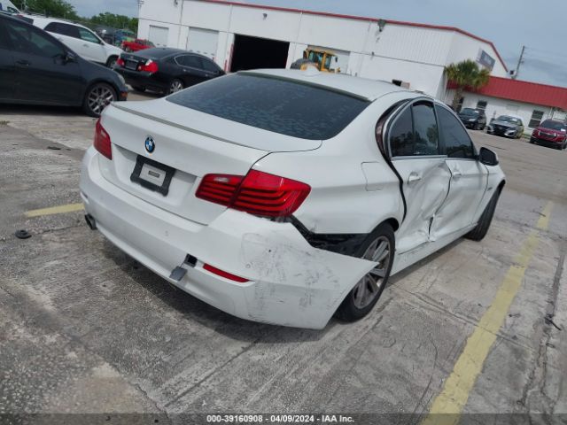 Photo 3 VIN: WBA5A5C56ED511202 - BMW 528I 