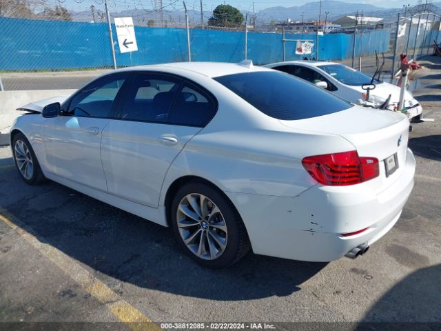 Photo 2 VIN: WBA5A5C56FD515767 - BMW 528I 