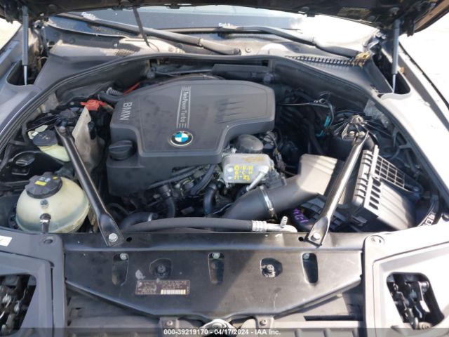 Photo 9 VIN: WBA5A5C56FD516031 - BMW 528I 