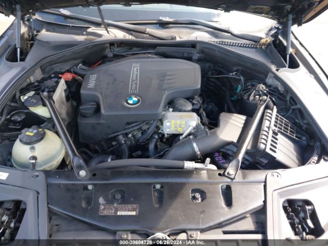 Photo 9 VIN: WBA5A5C56FD516031 - BMW 528I 