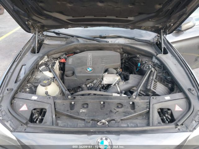 Photo 9 VIN: WBA5A5C56GD526771 - BMW 528I 