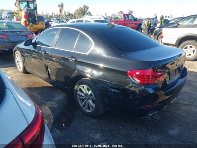 Photo 2 VIN: WBA5A5C56GG351520 - BMW 528I 