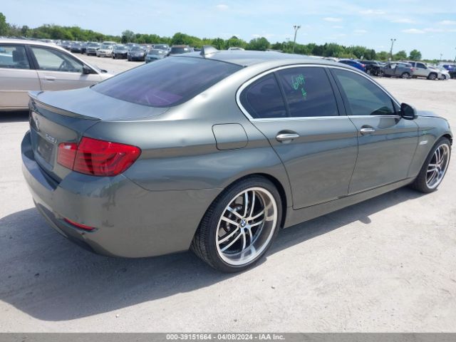 Photo 3 VIN: WBA5A5C57FD516796 - BMW 528I 