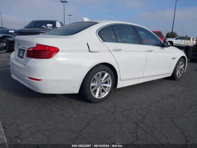 Photo 3 VIN: WBA5A5C57GG352563 - BMW 528 