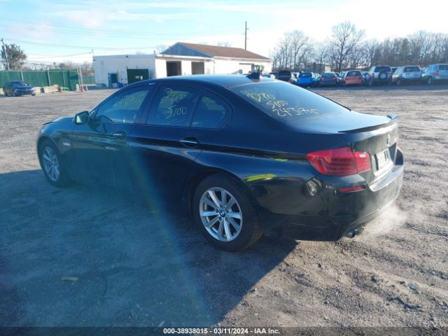 Photo 2 VIN: WBA5A5C58ED503179 - BMW 528I 