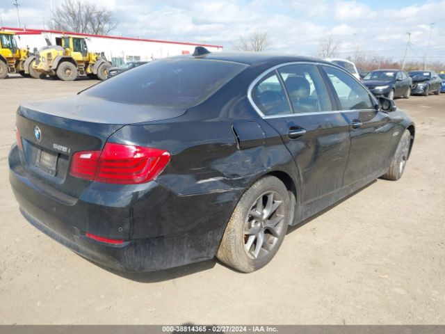 Photo 3 VIN: WBA5A5C58ED504820 - BMW 528I 