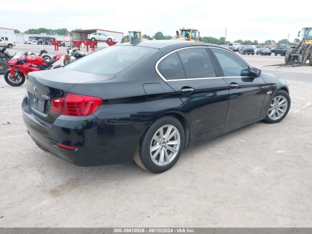 Photo 3 VIN: WBA5A5C58FD513700 - BMW 528I 