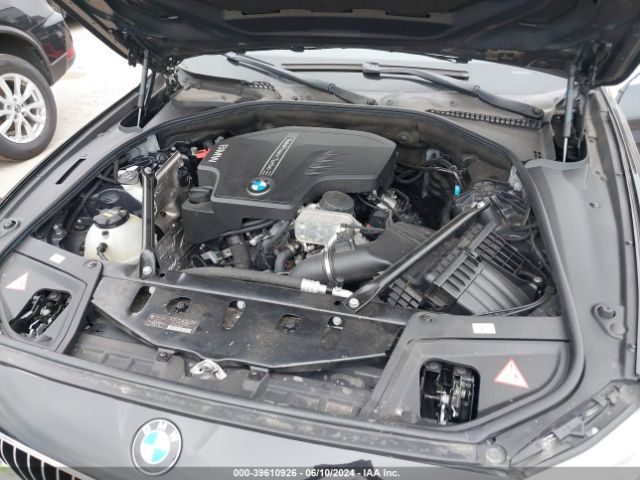 Photo 9 VIN: WBA5A5C58FD513700 - BMW 528I 