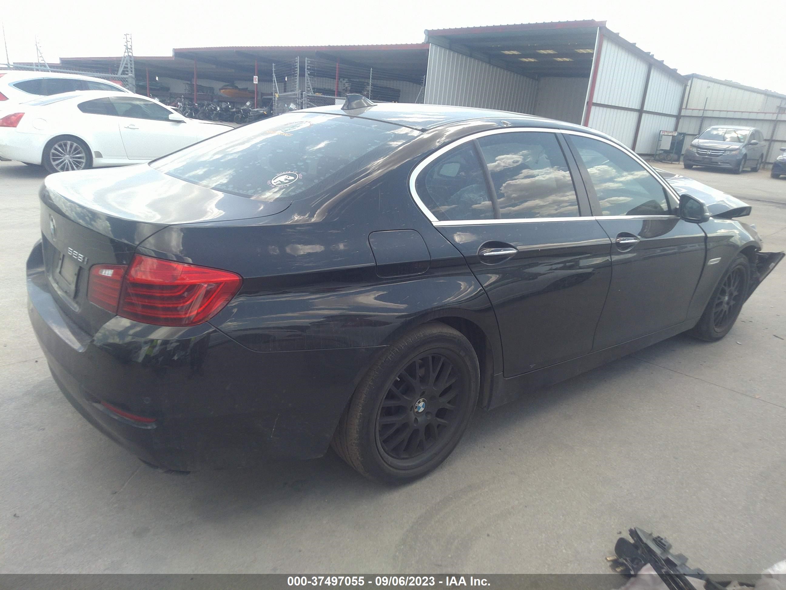 Photo 1 VIN: WBA5A5C58GG347954 - BMW 5ER 