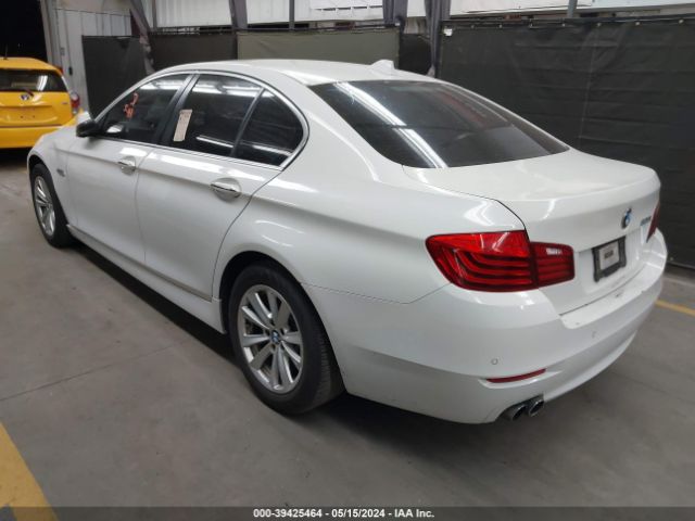 Photo 2 VIN: WBA5A5C58GG350272 - BMW 528I 