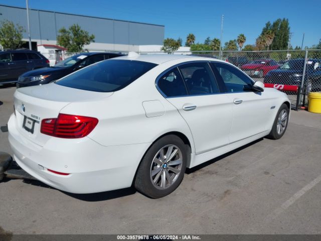 Photo 3 VIN: WBA5A5C59FD513446 - BMW 528I 