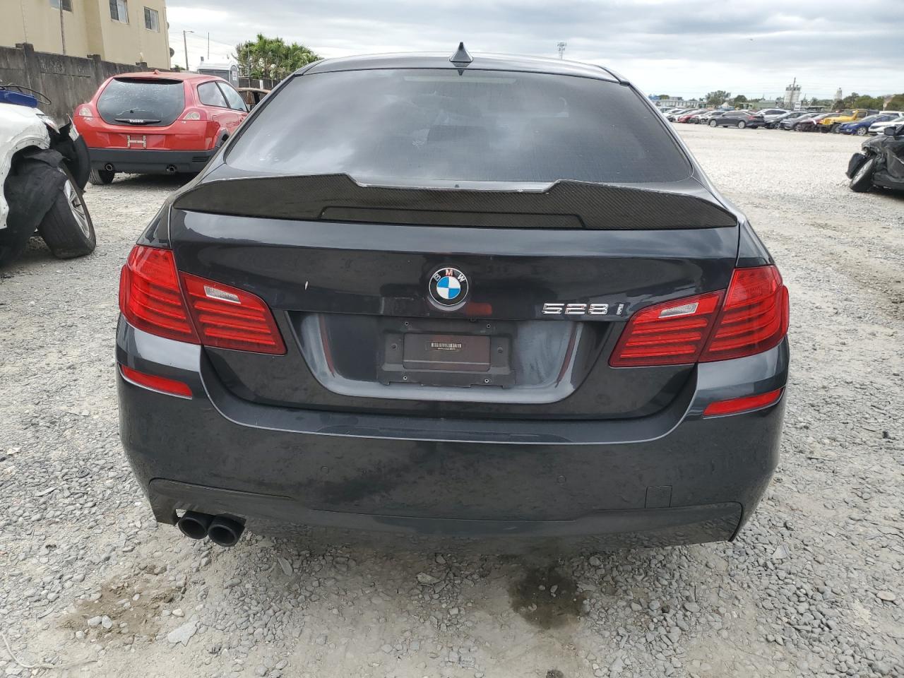 Photo 5 VIN: WBA5A5C5XED503829 - BMW 528I 