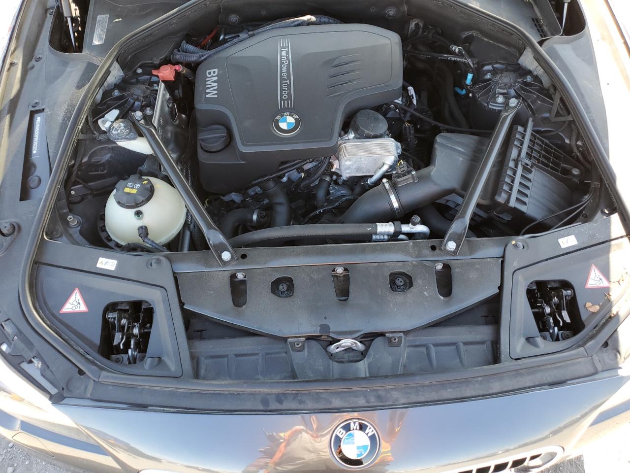 Photo 10 VIN: WBA5A5C5XFD525220 - BMW 5ER 