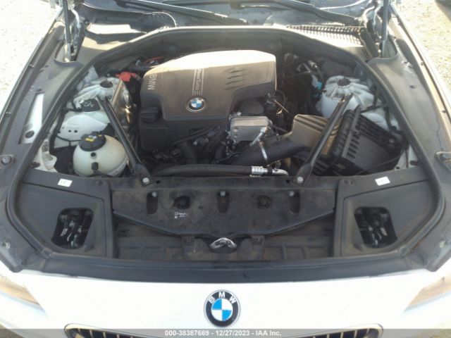 Photo 9 VIN: WBA5A5C5XGG352363 - BMW 528I 