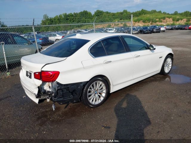 Photo 3 VIN: WBA5A7C50FD622809 - BMW 528I 