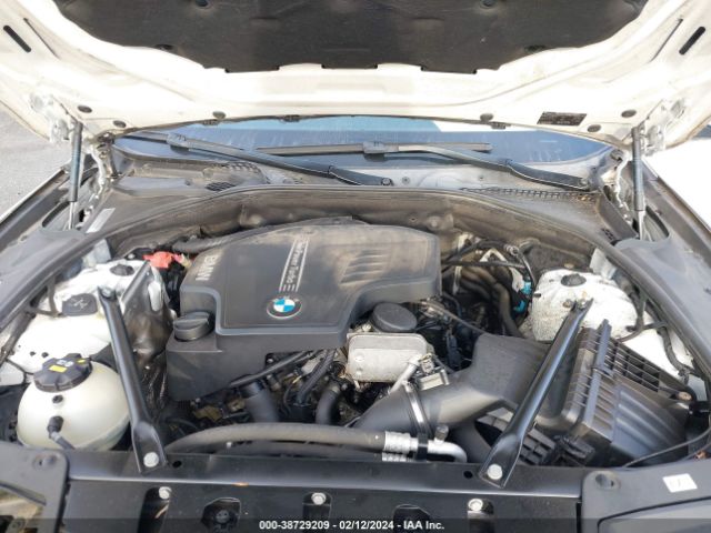 Photo 9 VIN: WBA5A7C50FD628934 - BMW 528I 