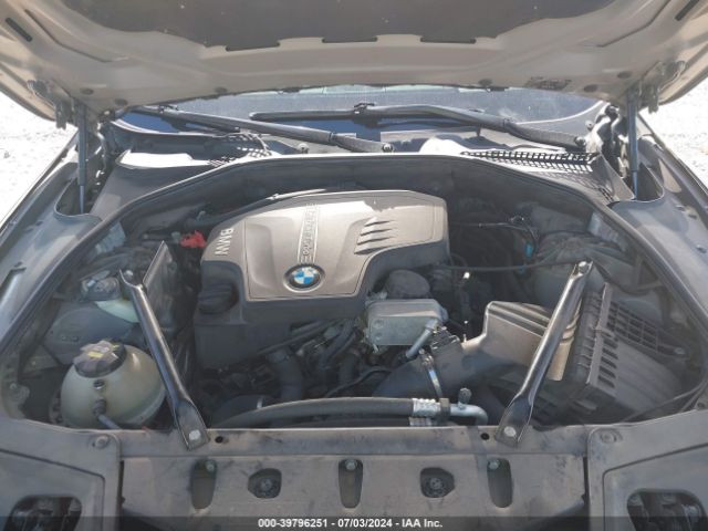 Photo 9 VIN: WBA5A7C51FD625511 - BMW 528I 