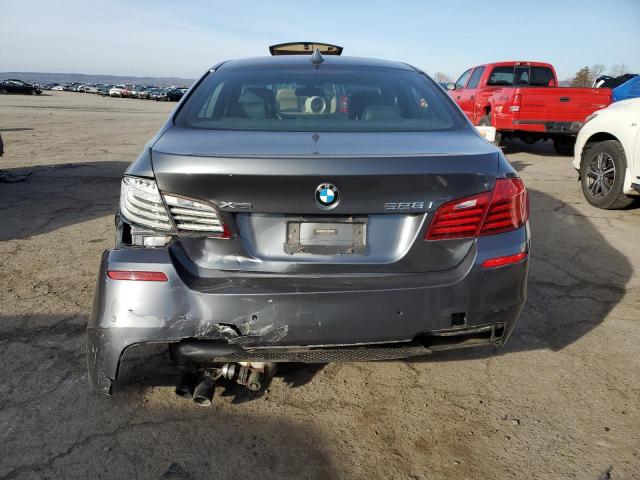 Photo 5 VIN: WBA5A7C52FG143516 - BMW 528 XI 