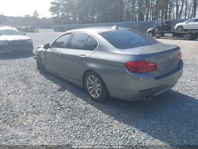 Photo 2 VIN: WBA5A7C53FD625235 - BMW 528I 