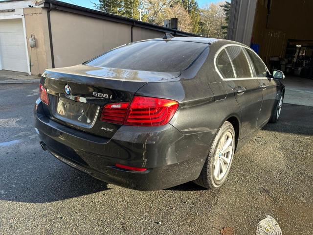 Photo 3 VIN: WBA5A7C53GG152050 - BMW 528 XI 