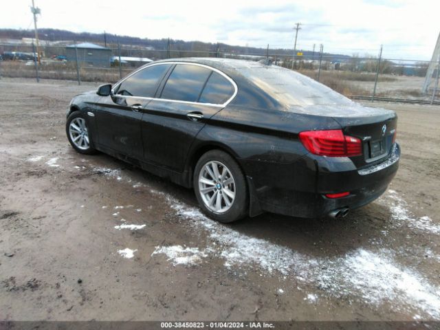 Photo 2 VIN: WBA5A7C53GG642830 - BMW 528I 