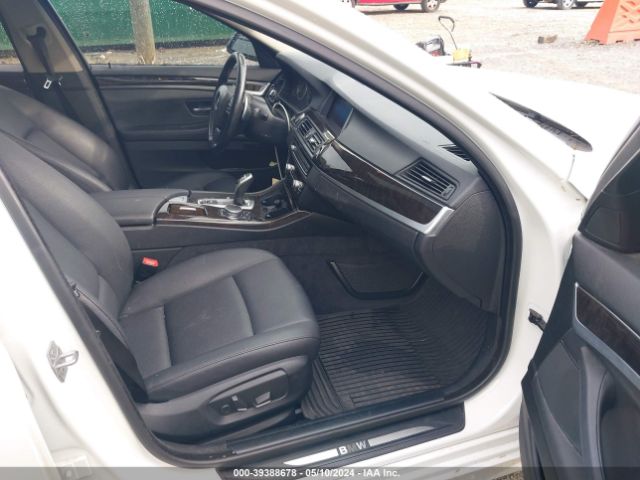 Photo 4 VIN: WBA5A7C53GG643895 - BMW 528I 