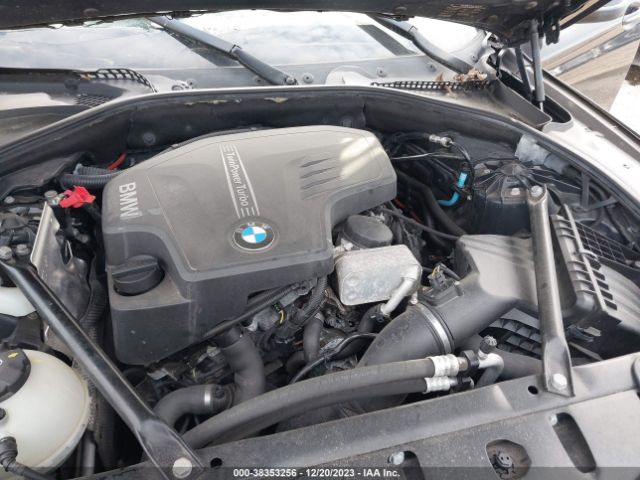 Photo 9 VIN: WBA5A7C54FD620917 - BMW 528I 