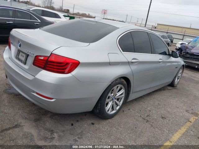 Photo 3 VIN: WBA5A7C54FD621128 - BMW 528I 