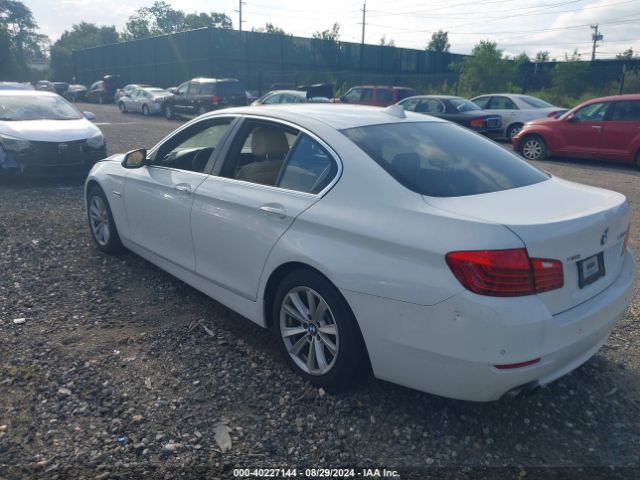 Photo 2 VIN: WBA5A7C55GG151160 - BMW 528I 