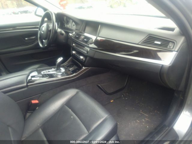 Photo 4 VIN: WBA5A7C55GG643249 - BMW 528I 