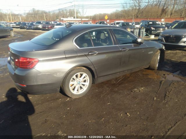 Photo 3 VIN: WBA5A7C56FD628663 - BMW 528I 