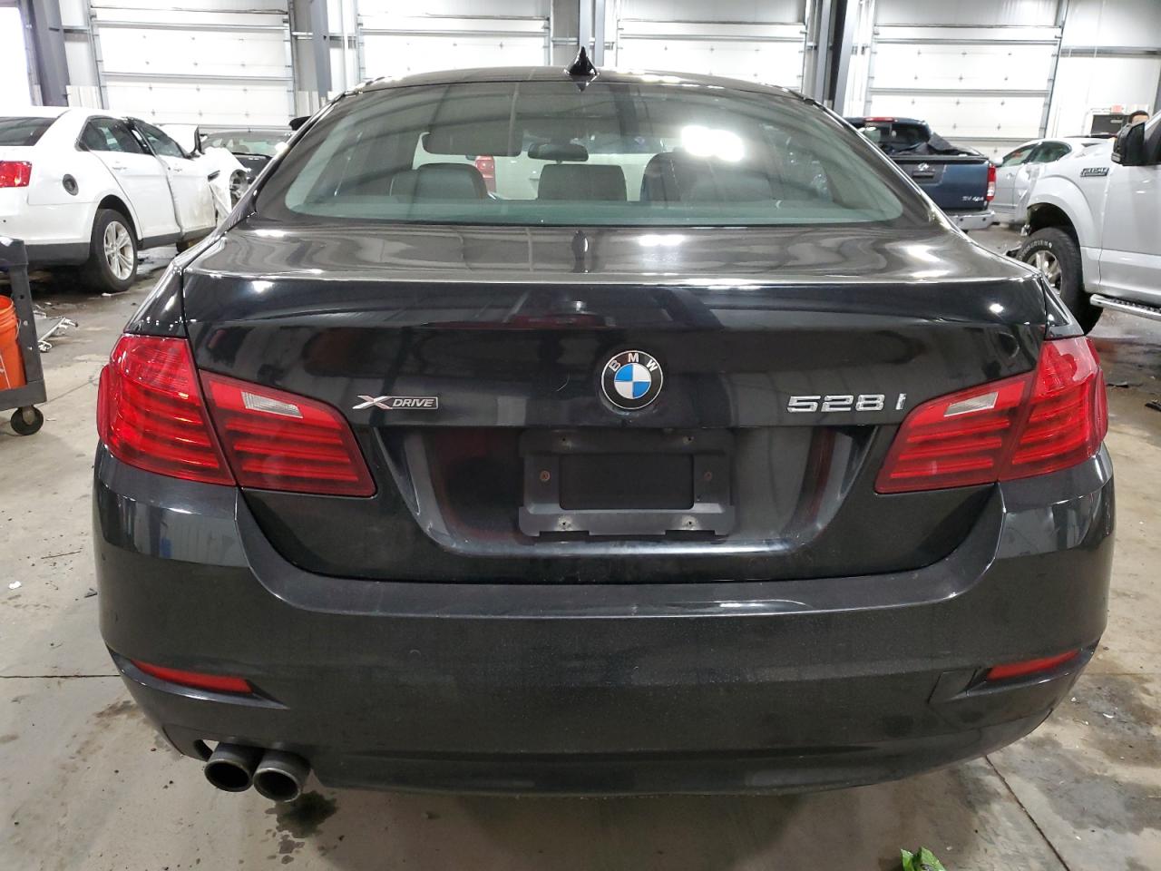 Photo 5 VIN: WBA5A7C58FD621679 - BMW 5ER 