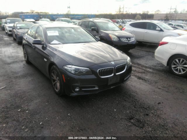 Photo 0 VIN: WBA5A7C58FD625053 - BMW 528I 