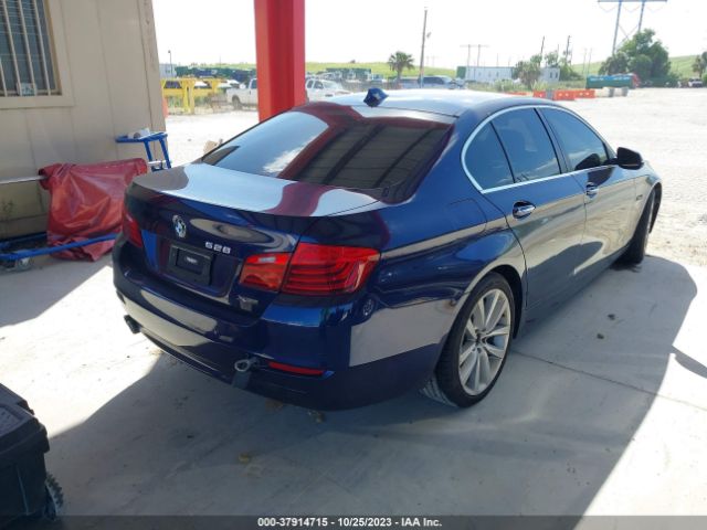 Photo 3 VIN: WBA5A7C58GG642998 - BMW 528I 