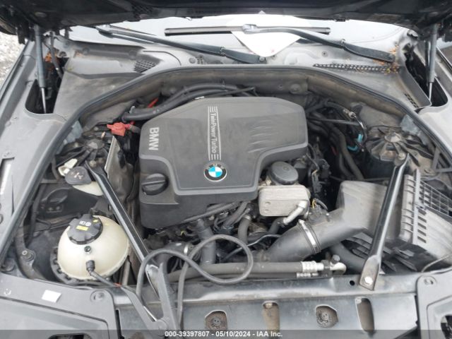 Photo 9 VIN: WBA5A7C59FD627104 - BMW 528I 