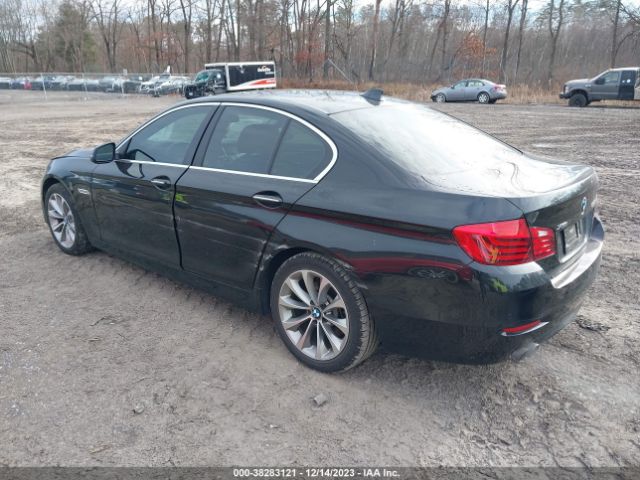 Photo 2 VIN: WBA5A7C5XGG643246 - BMW 528I 