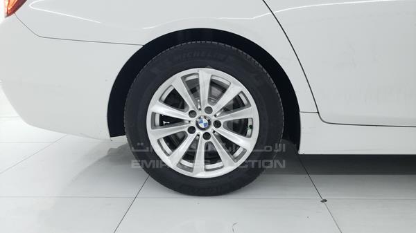 Photo 32 VIN: WBA5B1107FD694995 - BMW 535 